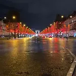 Luxury Flat Tour Eiffel 16e * Παρίσι