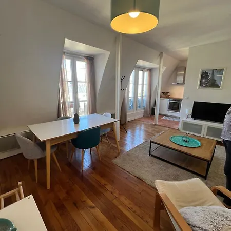 Apartment Luxury Flat Tour Eiffel 16e Paris